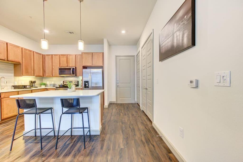 Fancy Apt Downtown. Pool. Gym. Lounge. Pet Ok Houston Exterior foto