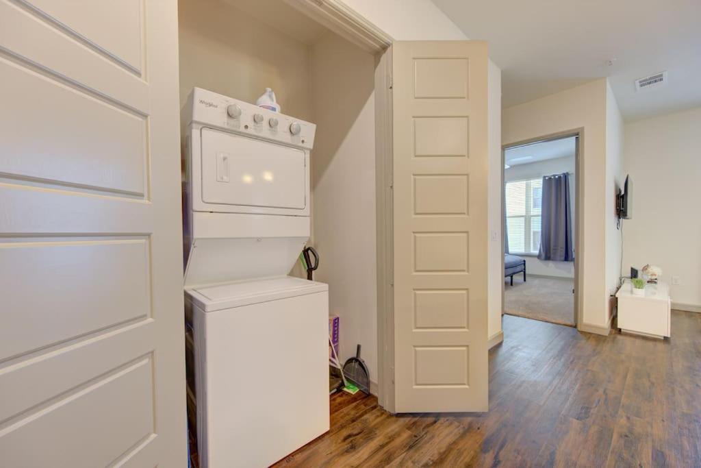 Fancy Apt Downtown. Pool. Gym. Lounge. Pet Ok Houston Exterior foto